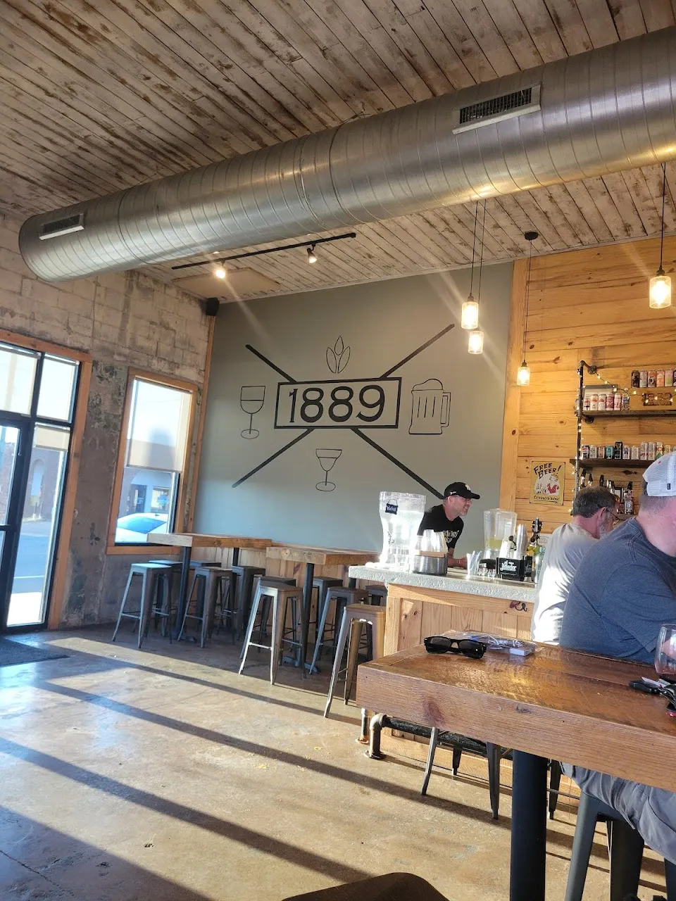 1889 Taphouse