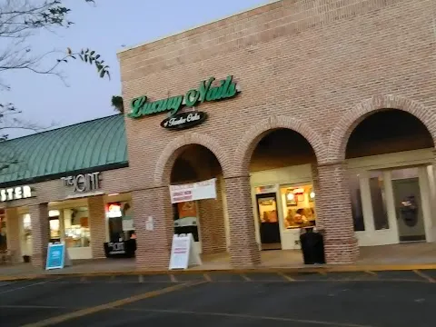 Twelve Oaks