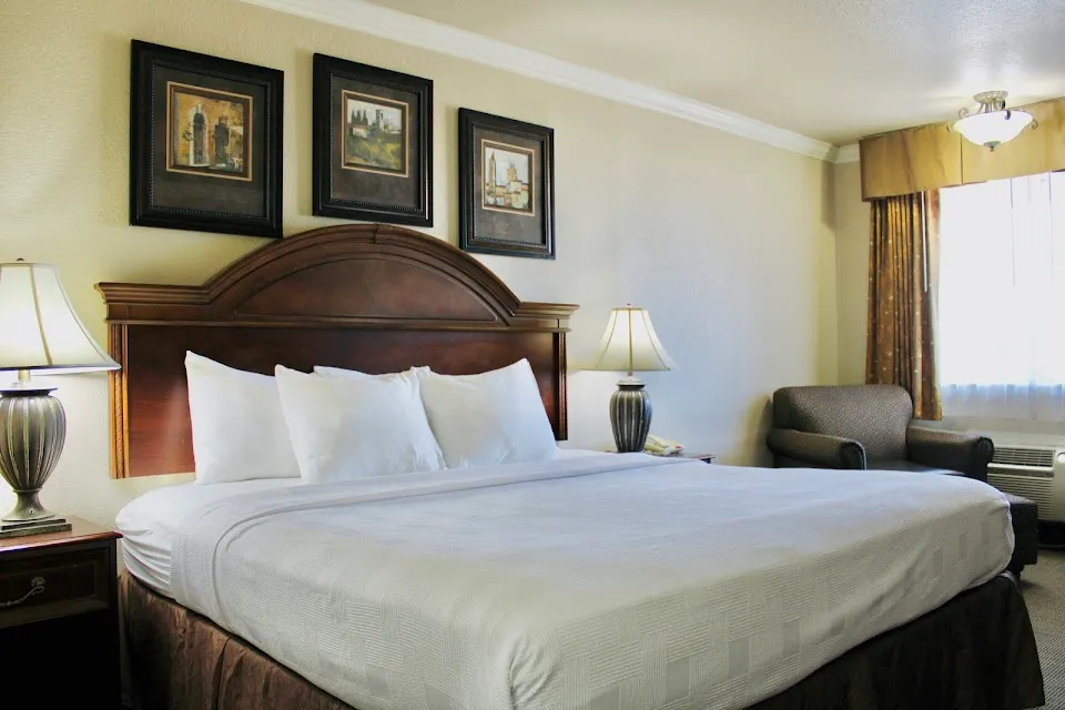Baymont by Wyndham McAlester Hwy 69