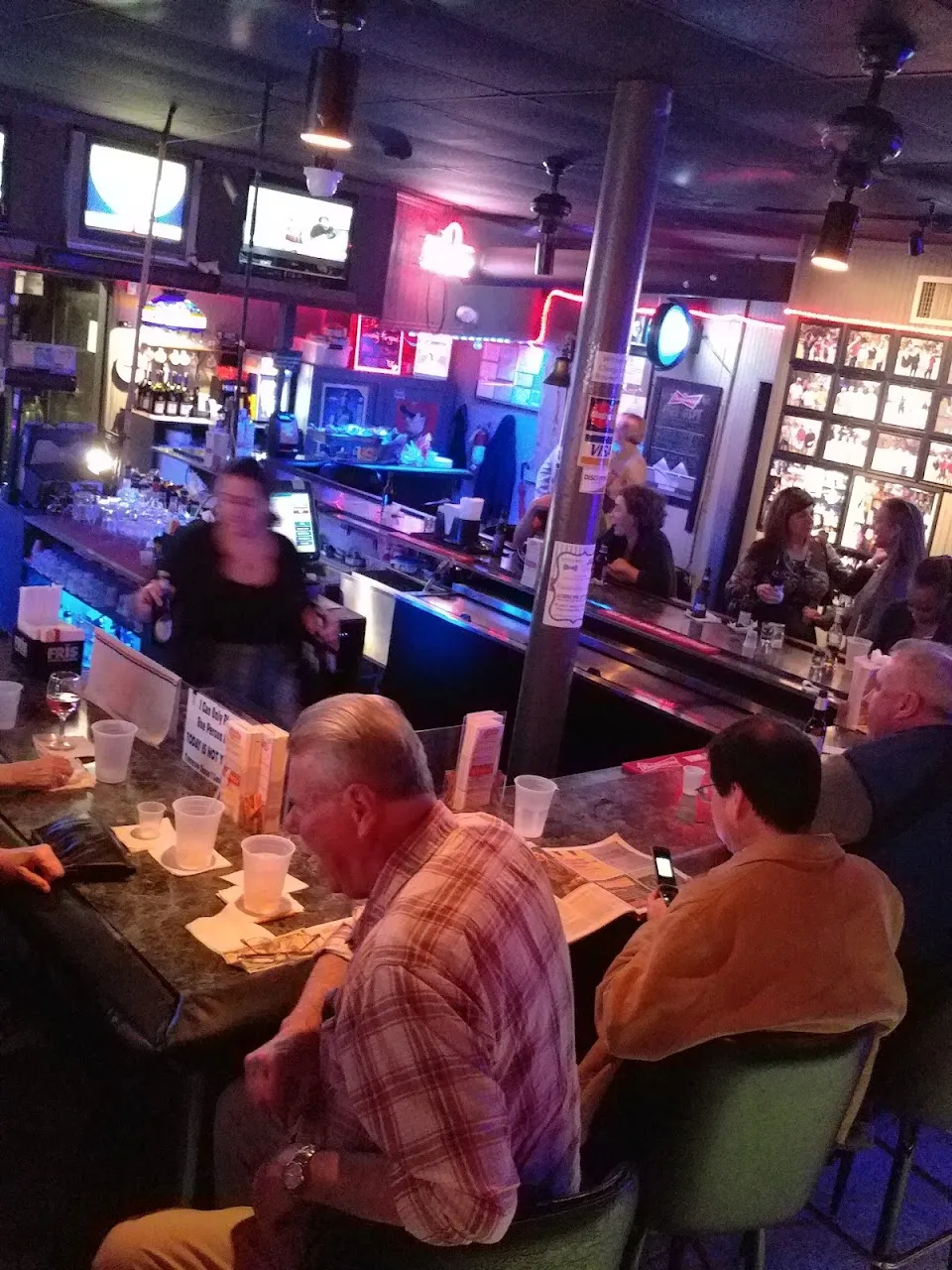 Jerry's Lounge