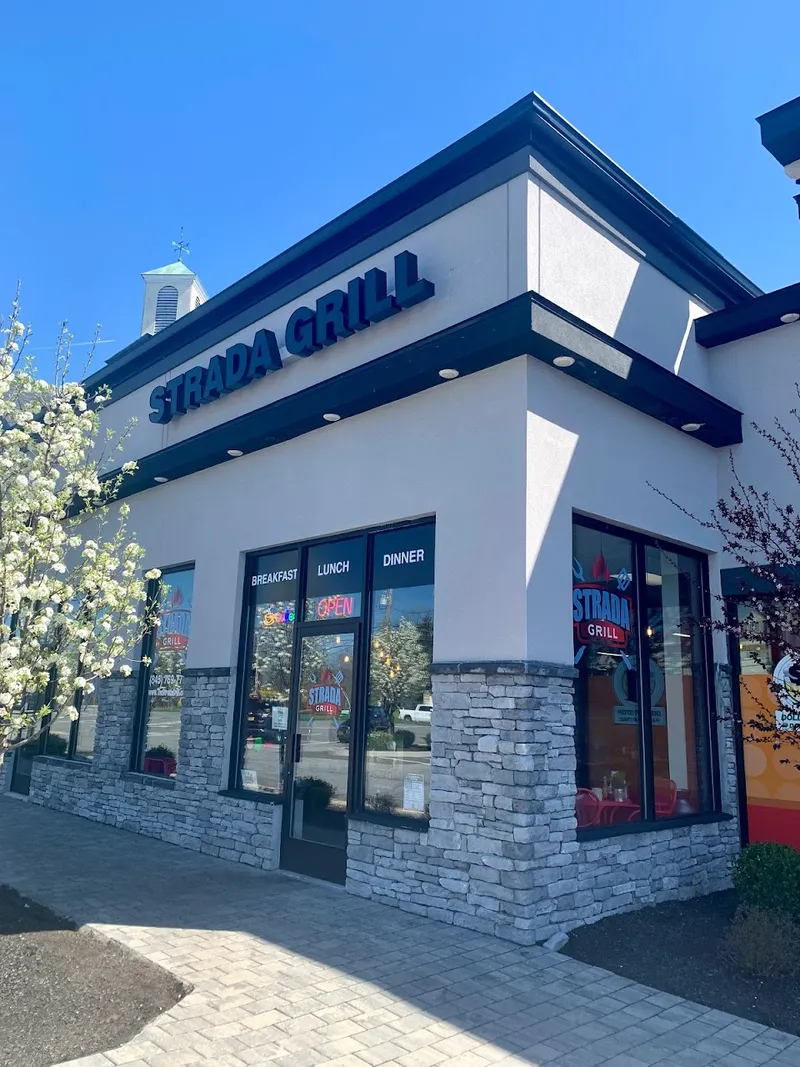 Strada Grill