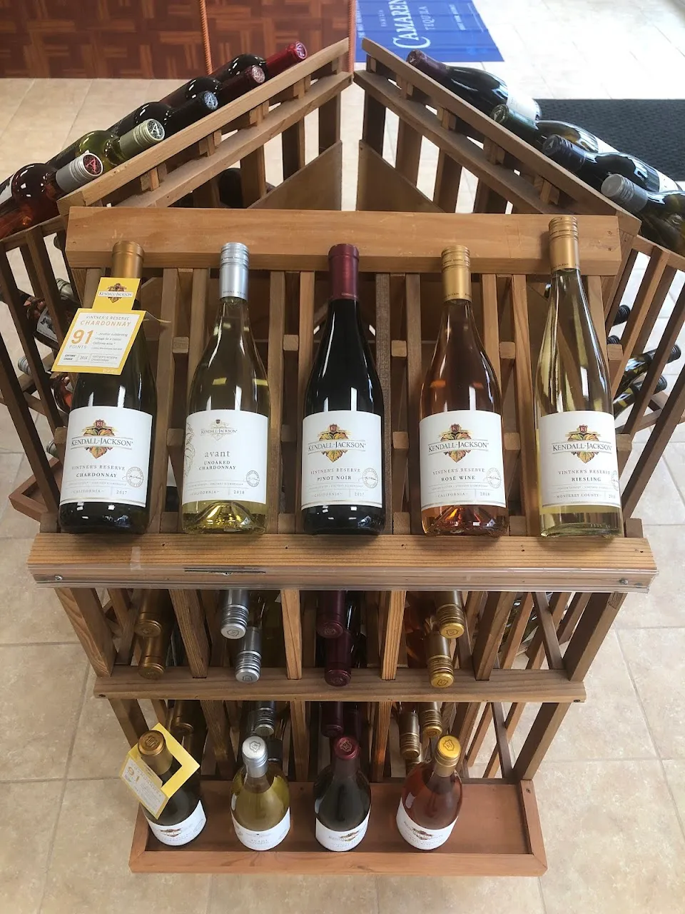 Coosaw liquor and wine