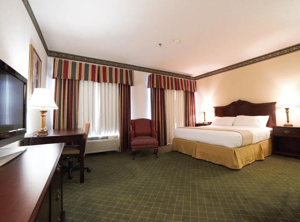 Moncks Corner Inn