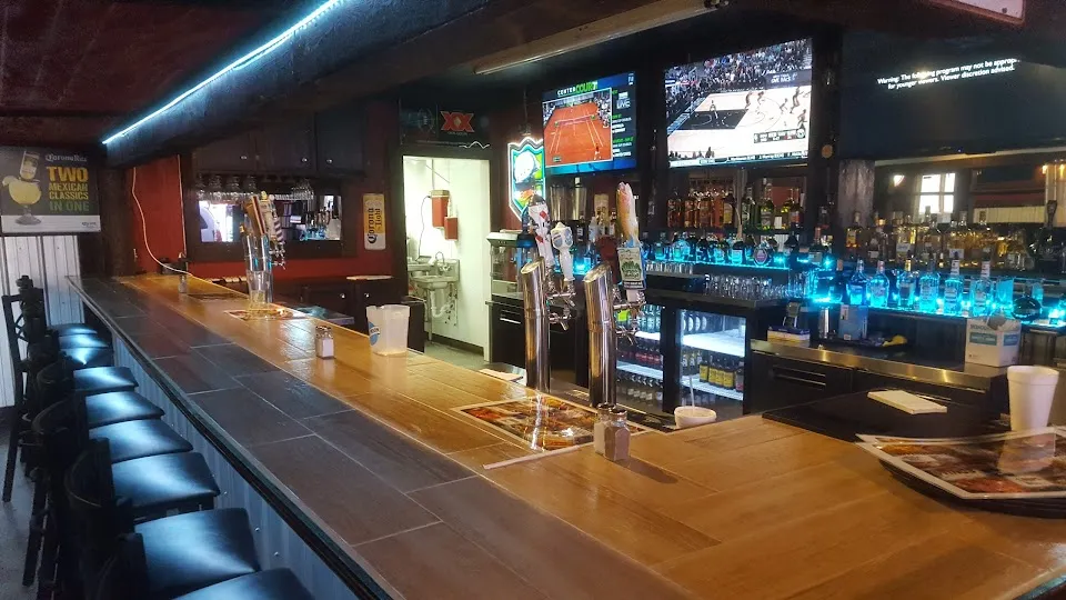 Downtown Jr's 23 Sports Grill