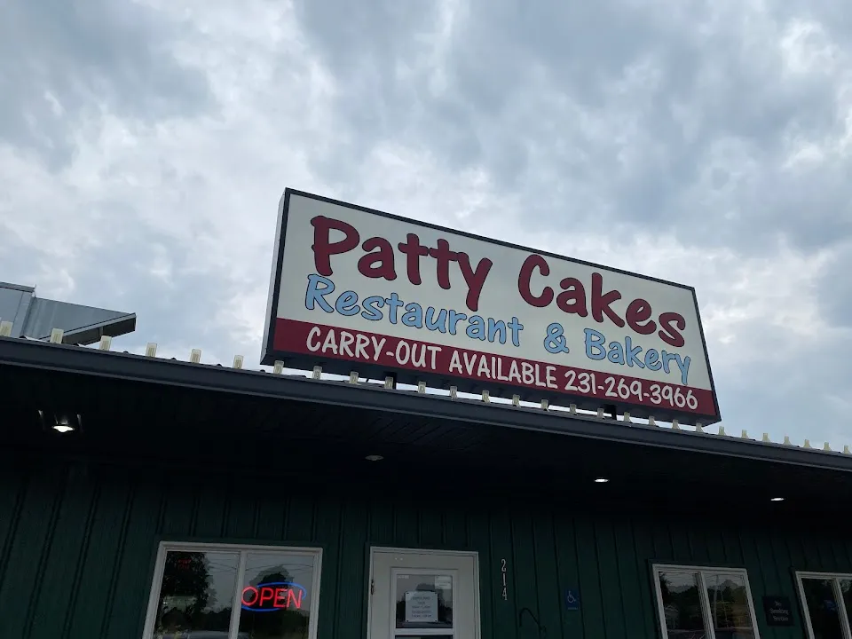 Patty Cakes | Restaurant & Bakery