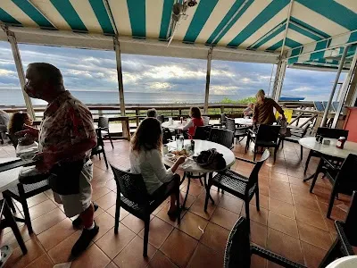 Dune Deck Café