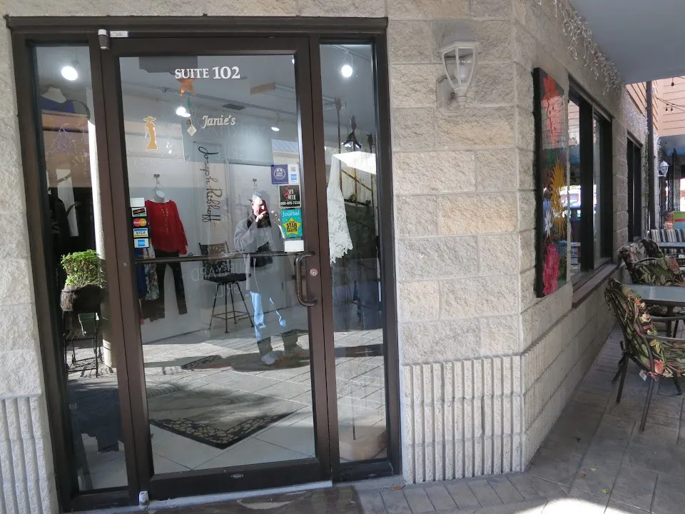 Janie's Boutique
