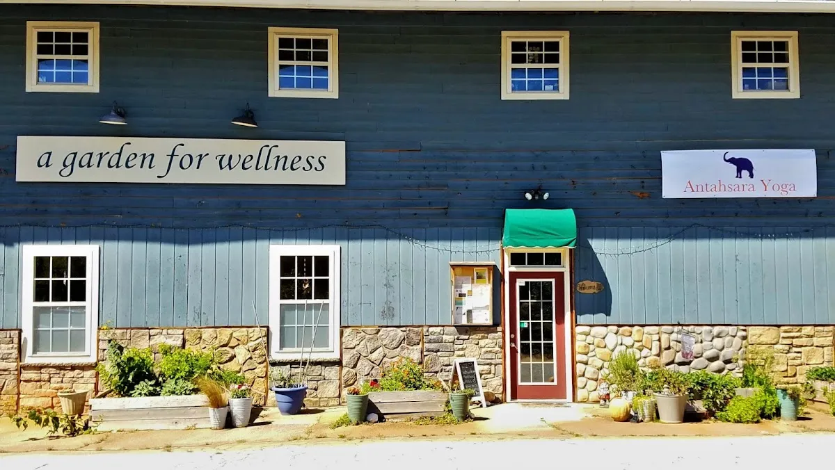 A Garden for Wellness: Deana Brooksher, DC
