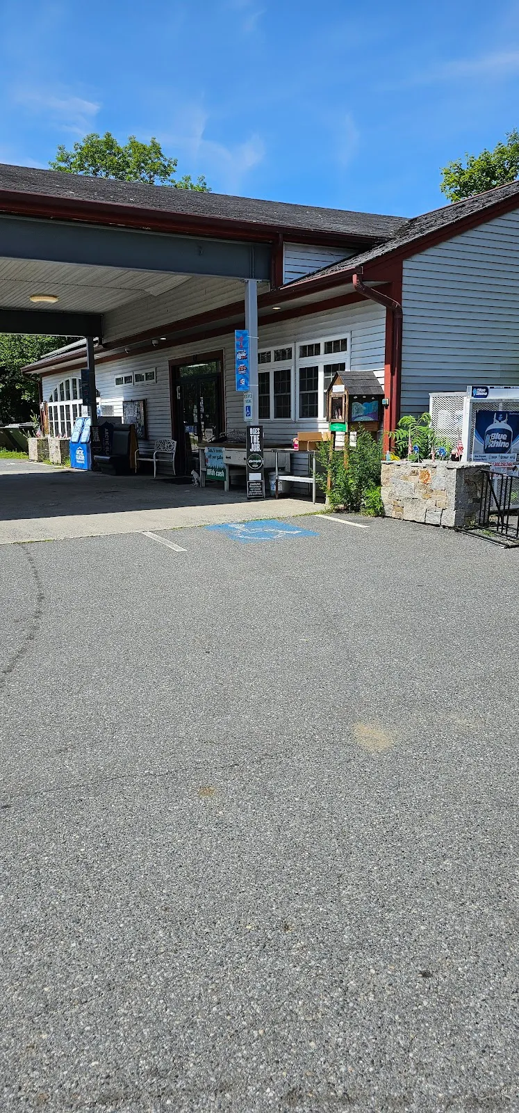 Plainfield Country Store