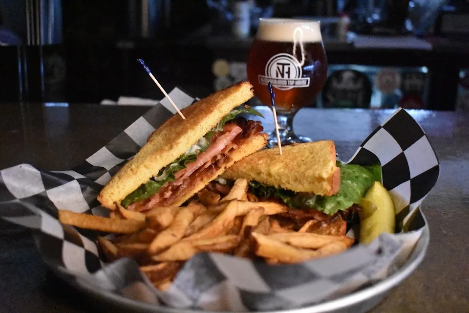 Neighborhood Tap house Greenridge