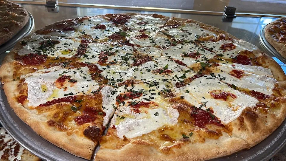 Four Brothers Restaurant & Pizzeria