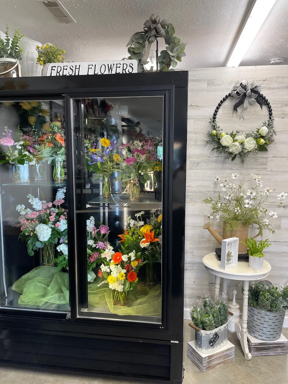 Buds & Blossoms Florist