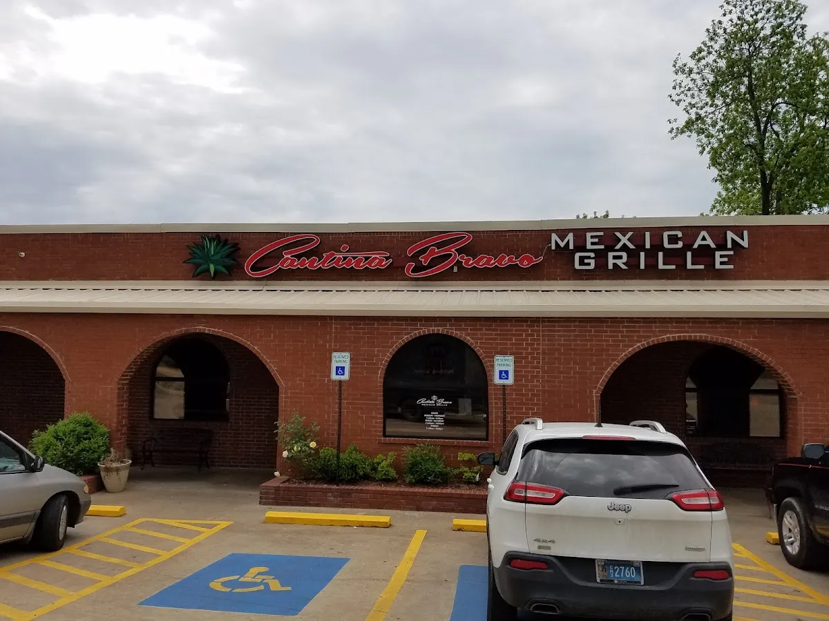 Cantina Bravo Mexican Grill