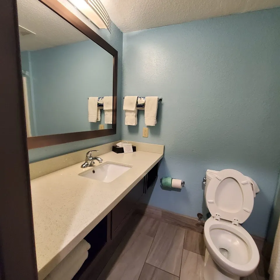 Iris Garden Inn