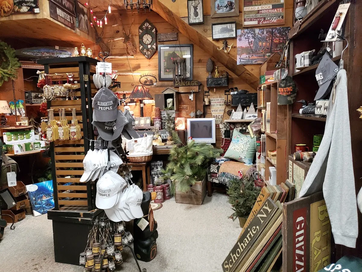 Apple Barrel Store + Cafe