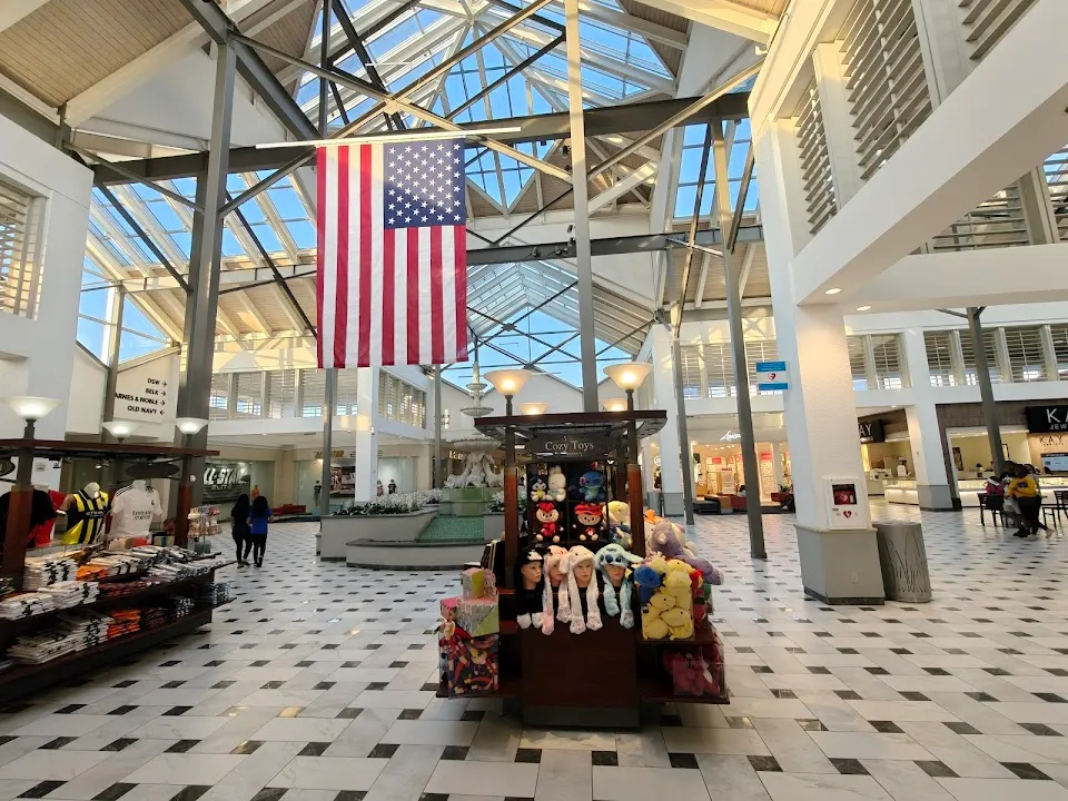 Oglethorpe Mall