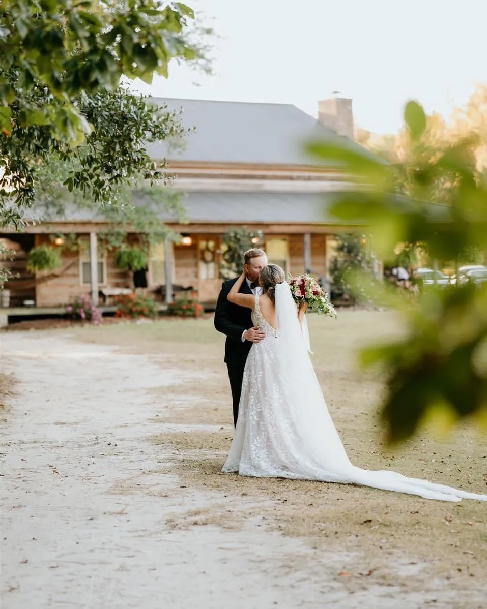 The Cabin at Old Spur Wedding and Event Venue