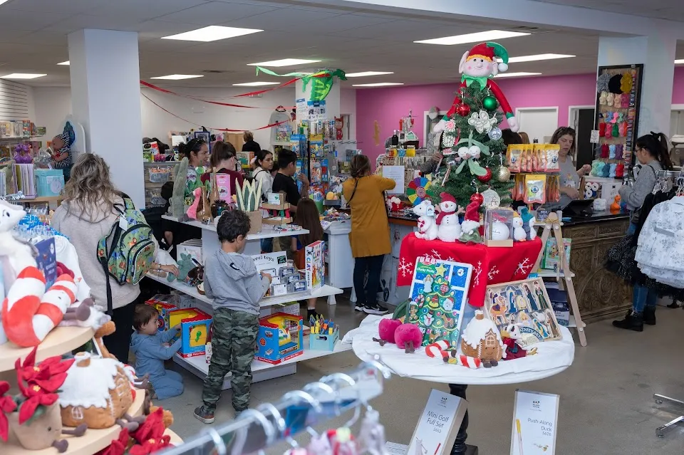 JadaBug's Kids Boutique & Rentals