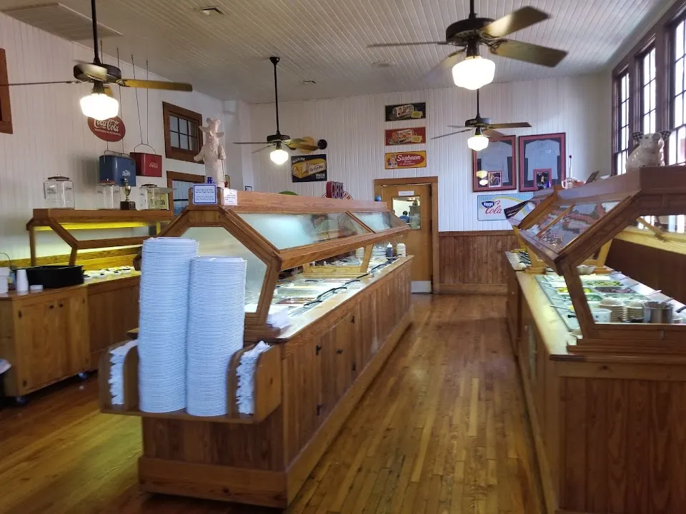 Schoolhouse Bar-B-Que