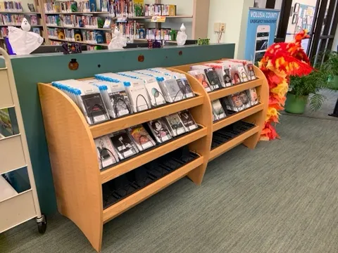 Edgewater Public Library