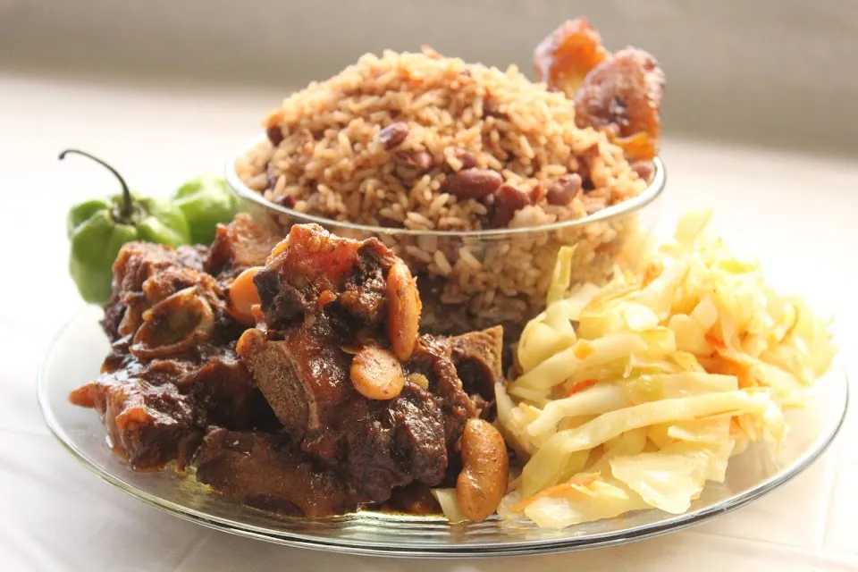 Sister's Island Cuisine