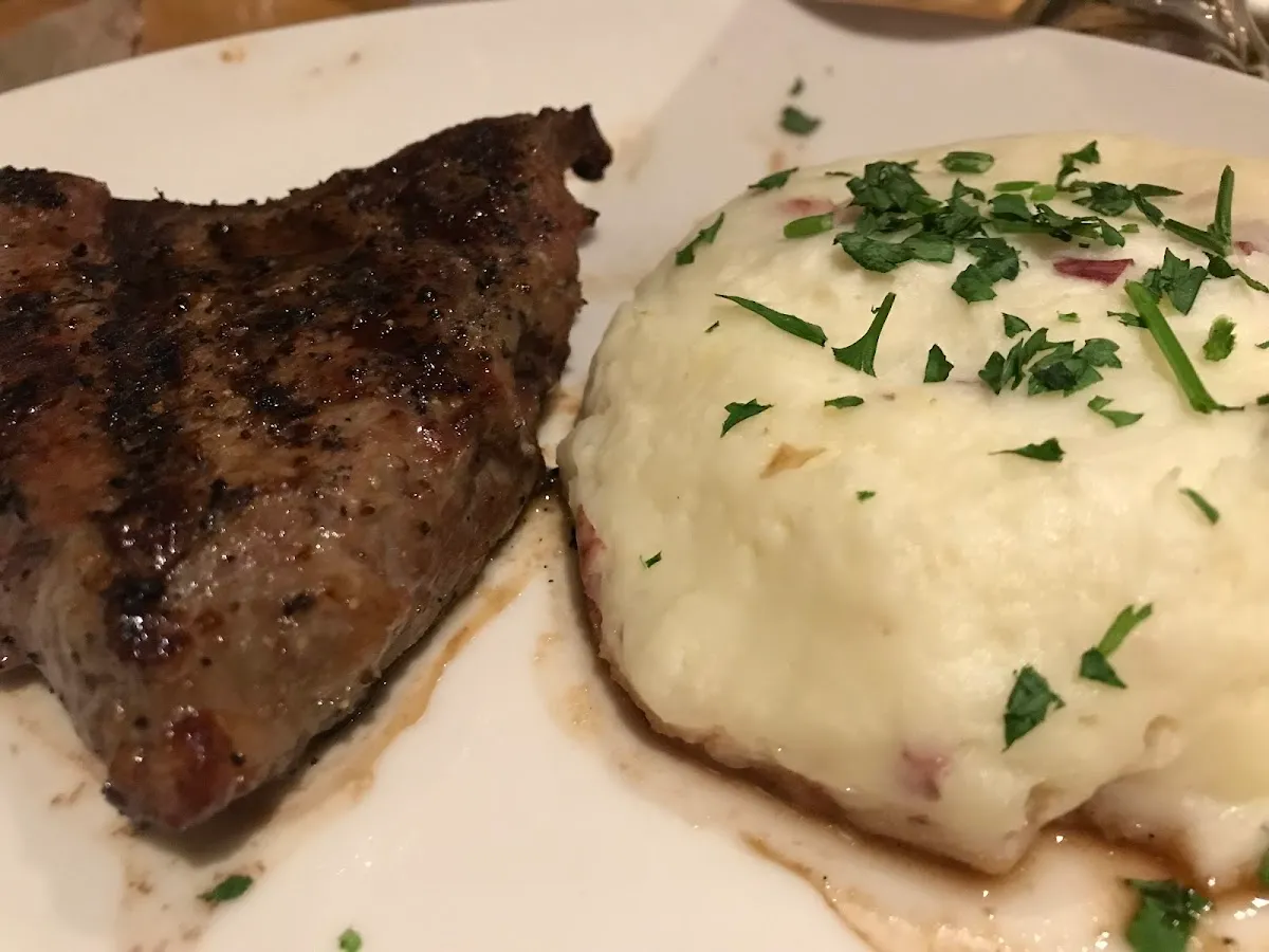 Applebee's Grill + Bar