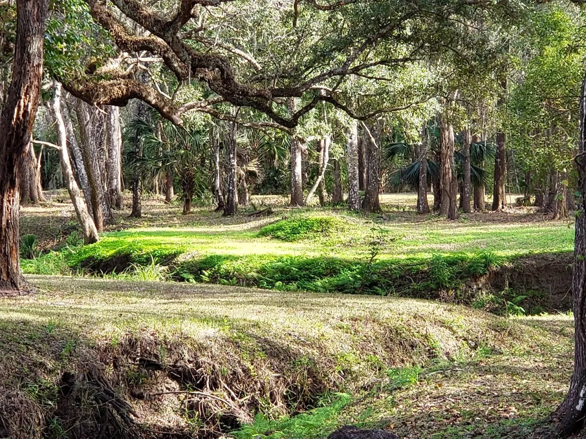 Russel St. Park