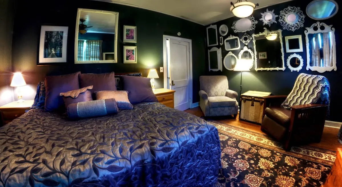 The New York House Bed & Breakfast