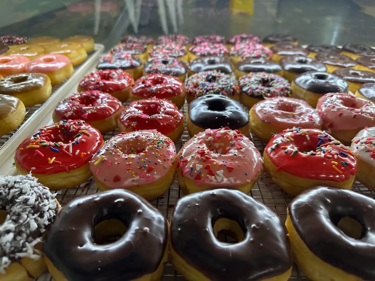 Helen donut Springfield TN