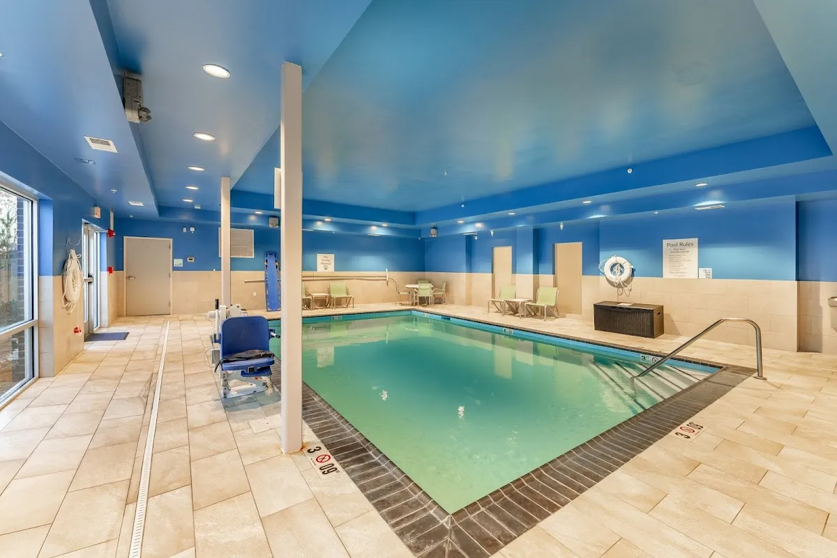 Holiday Inn Express & Suites Nashville North - Springfield by IHG