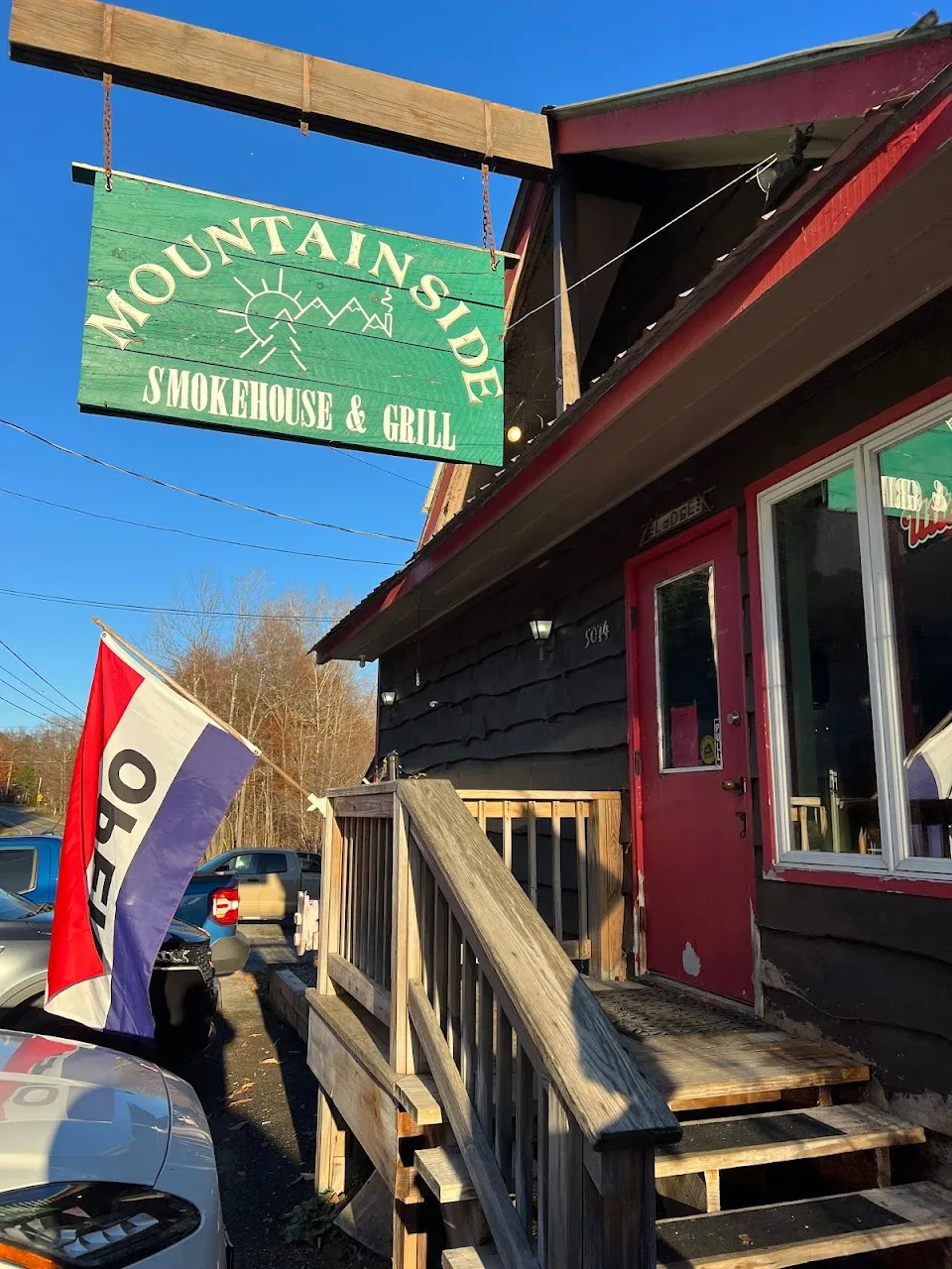 Mountainside Smokehouse & Grill