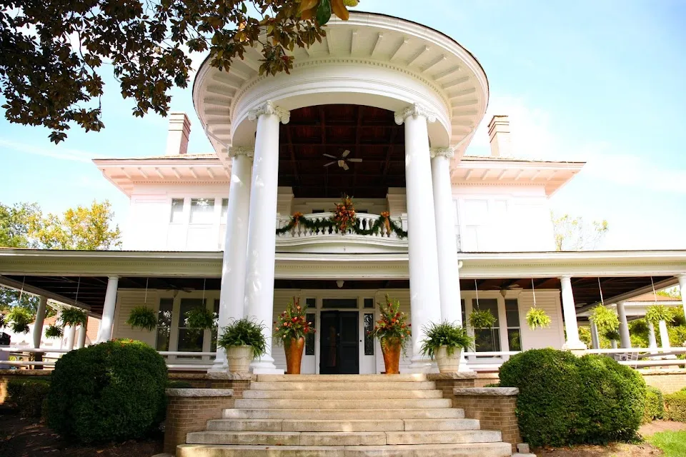 Belmont Mansion