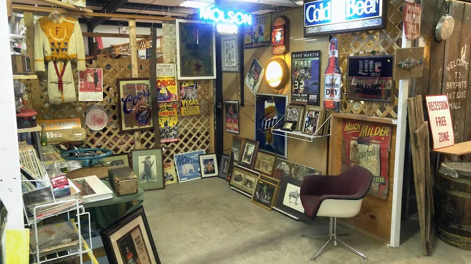 Bryant's Antique Mall