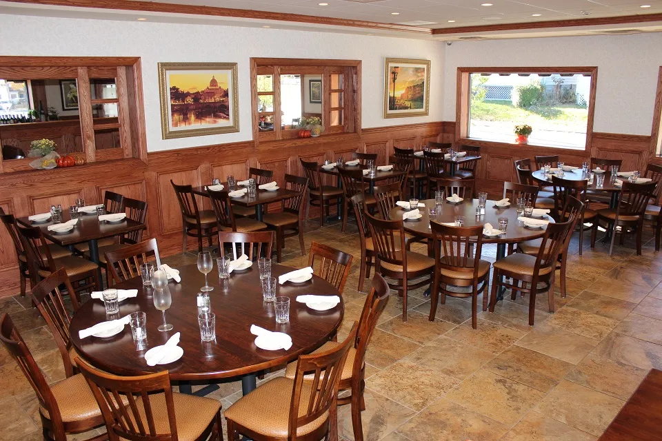 Vesuvio's Ristorante