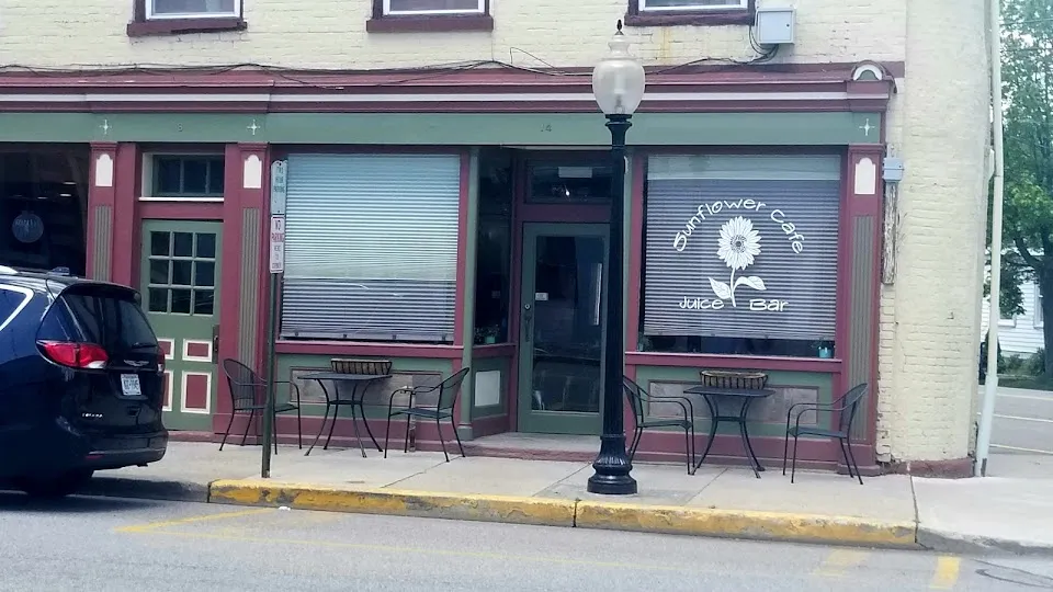 Howell's Sunflower Café