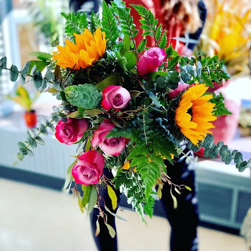 Phoebe's Floristry