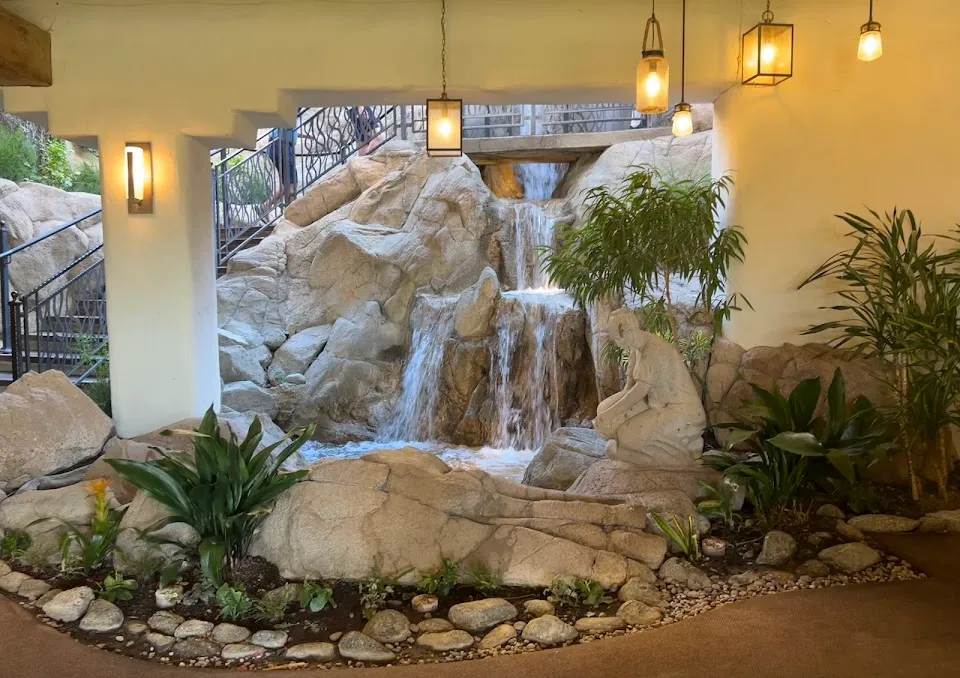 La Quinta Cliffhouse