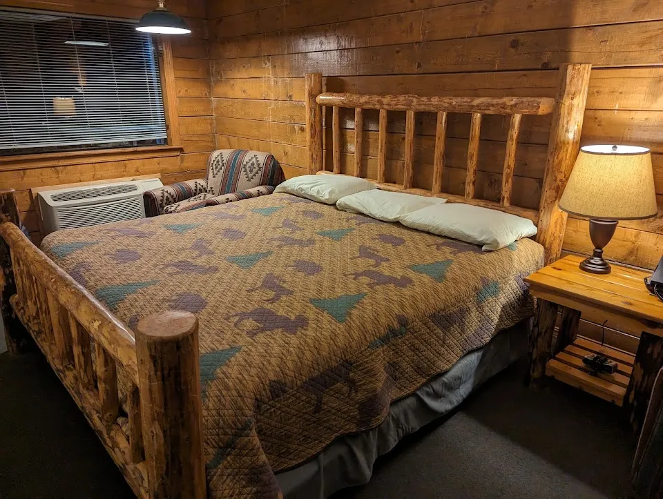 Tenkiller Lodge