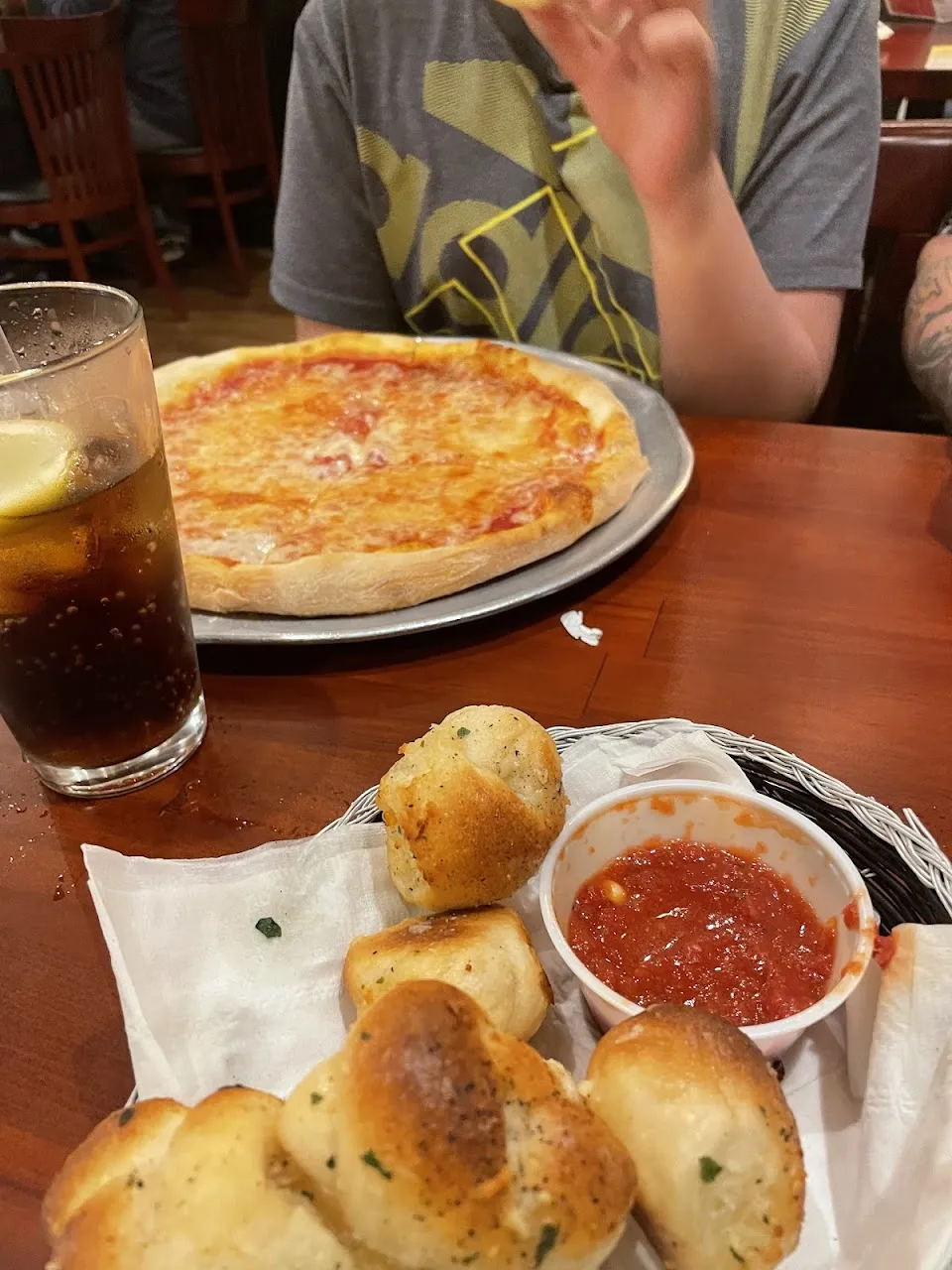 Mama Theresa's Pizzeria & Italian Eatery