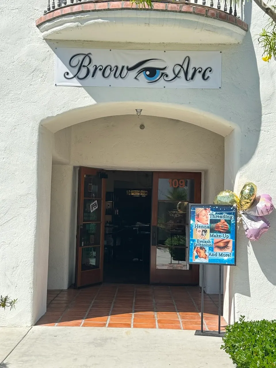 Brow Arc - Old Town La Quinta