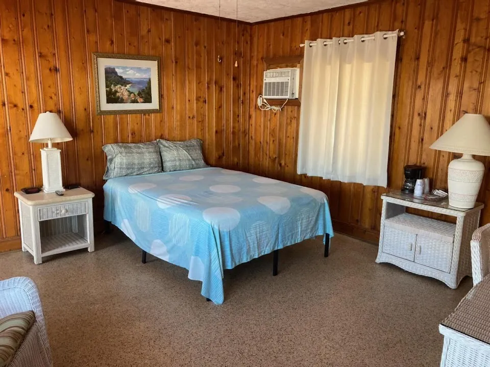 Seahorse Inn
