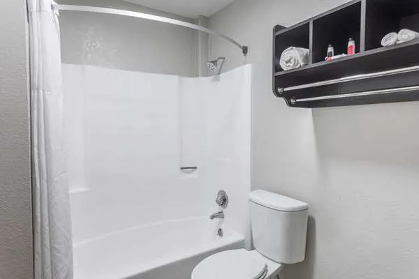 Days Inn by Wyndham Goose Creek