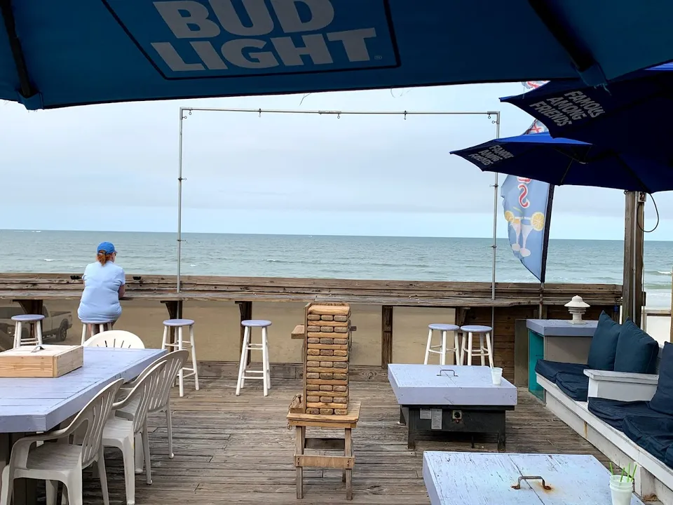 Sea Vista Tiki Bar