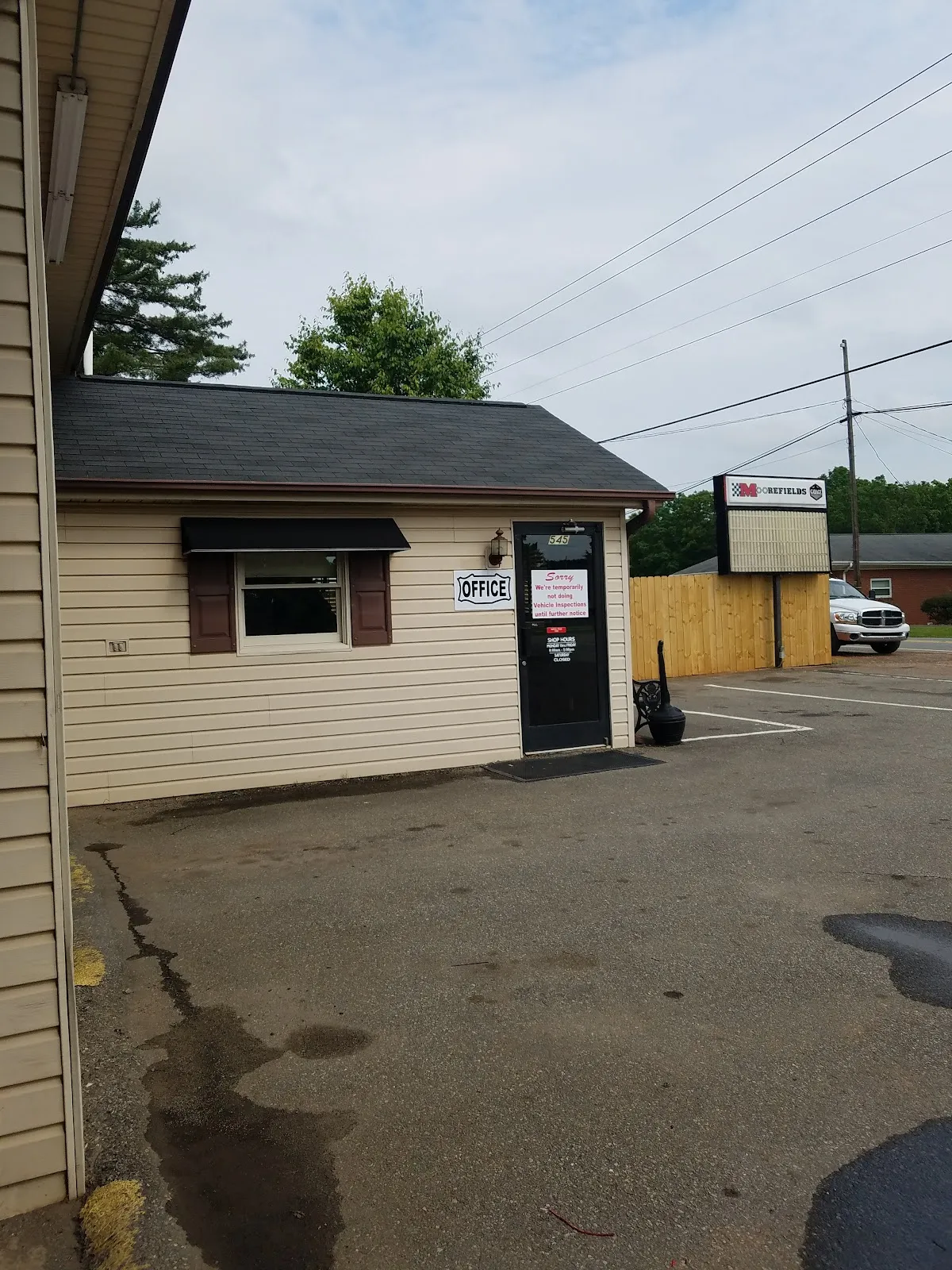 Moorefield's Garage