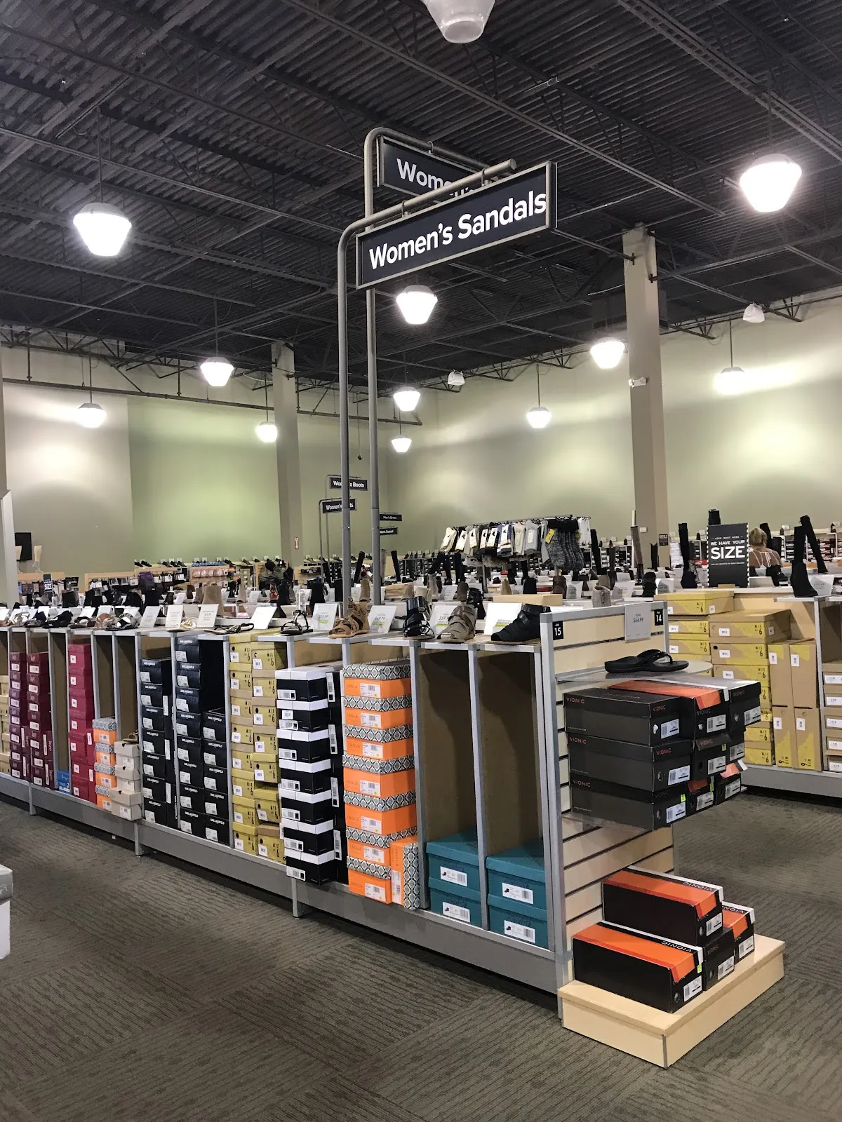 DSW Designer Shoe Warehouse