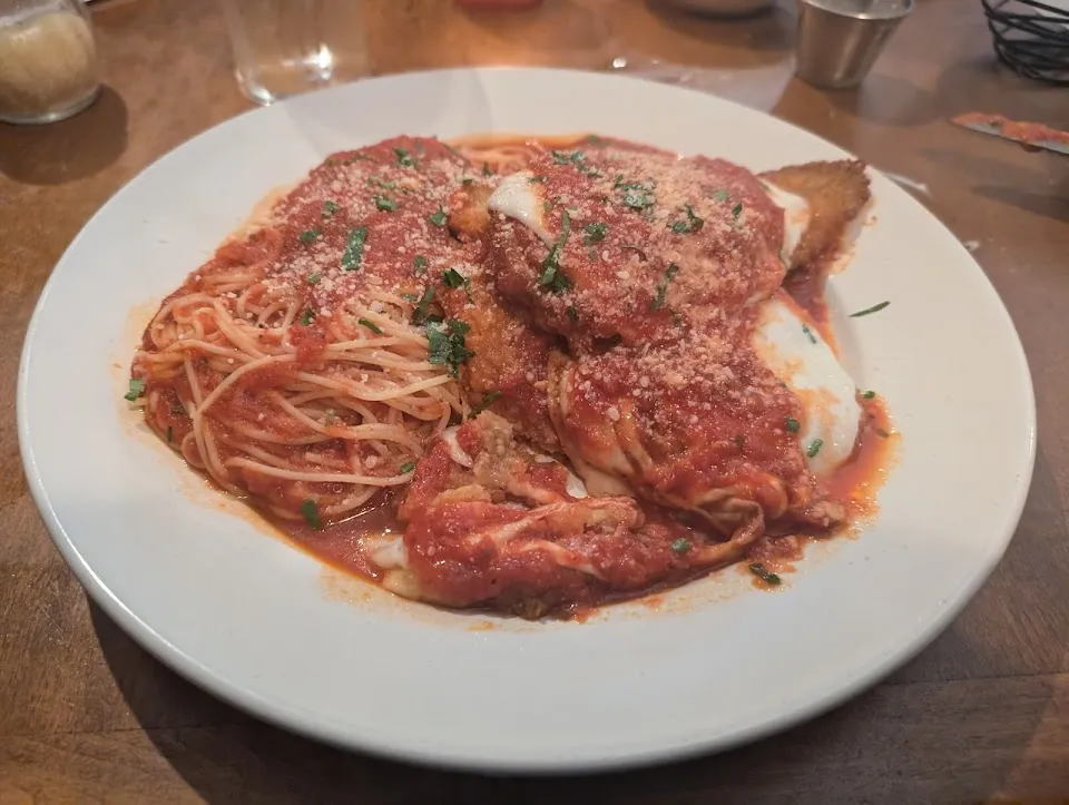 Avellinos Italian Restaurant & Pizzeria