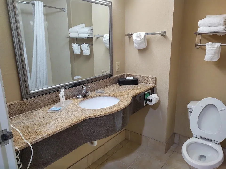 Country Inn & Suites By Radisson, Savannah Airport, GA