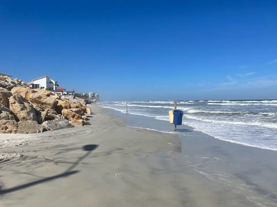 Toronita Avenue Beach Park