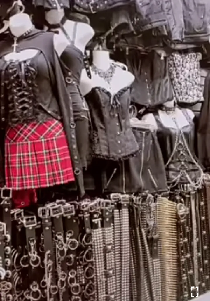 Hot Topic