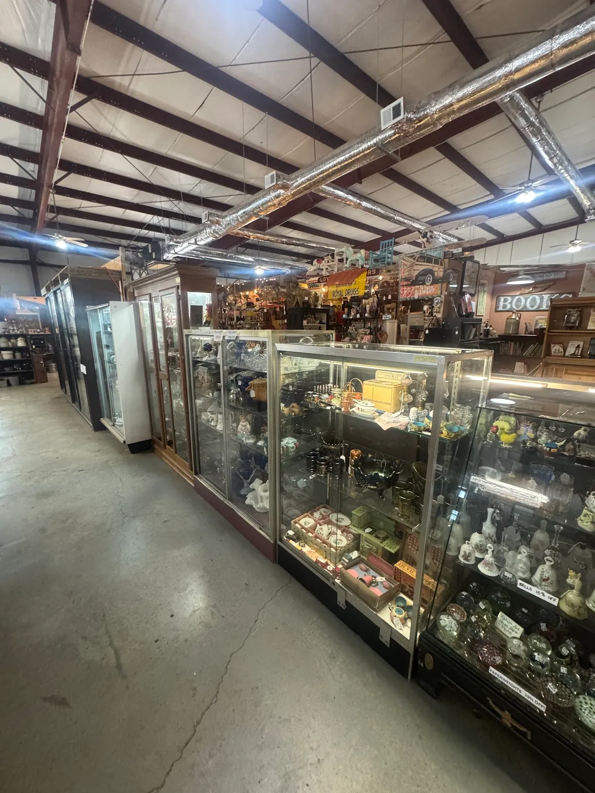 112 Antique Mall